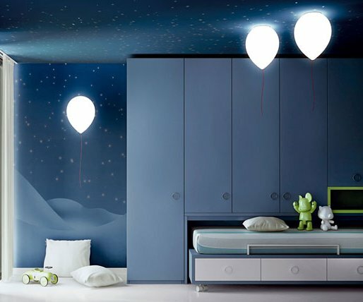Balloon Lamp by Estiluz